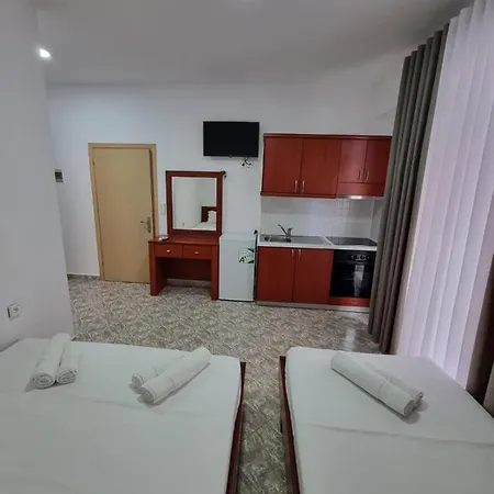 Ideal & Apartment