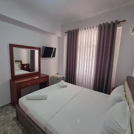 Apartment Ideal &