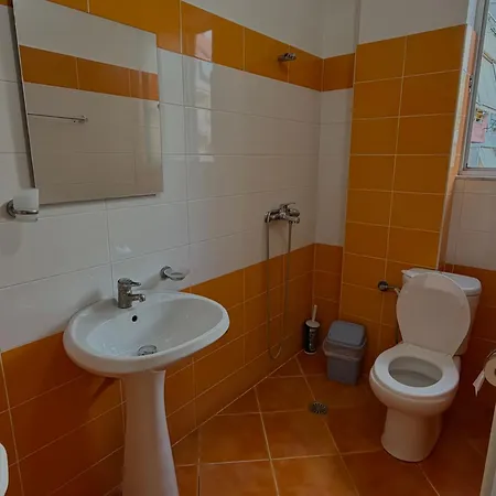 Ideal & Apartment *